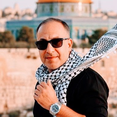 علاء فرحات - كاتب وأديب مصري