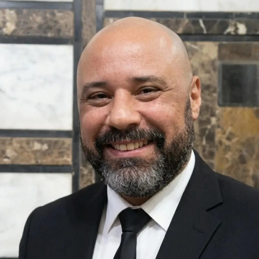 الكاتب فؤاد صلاح حجازى